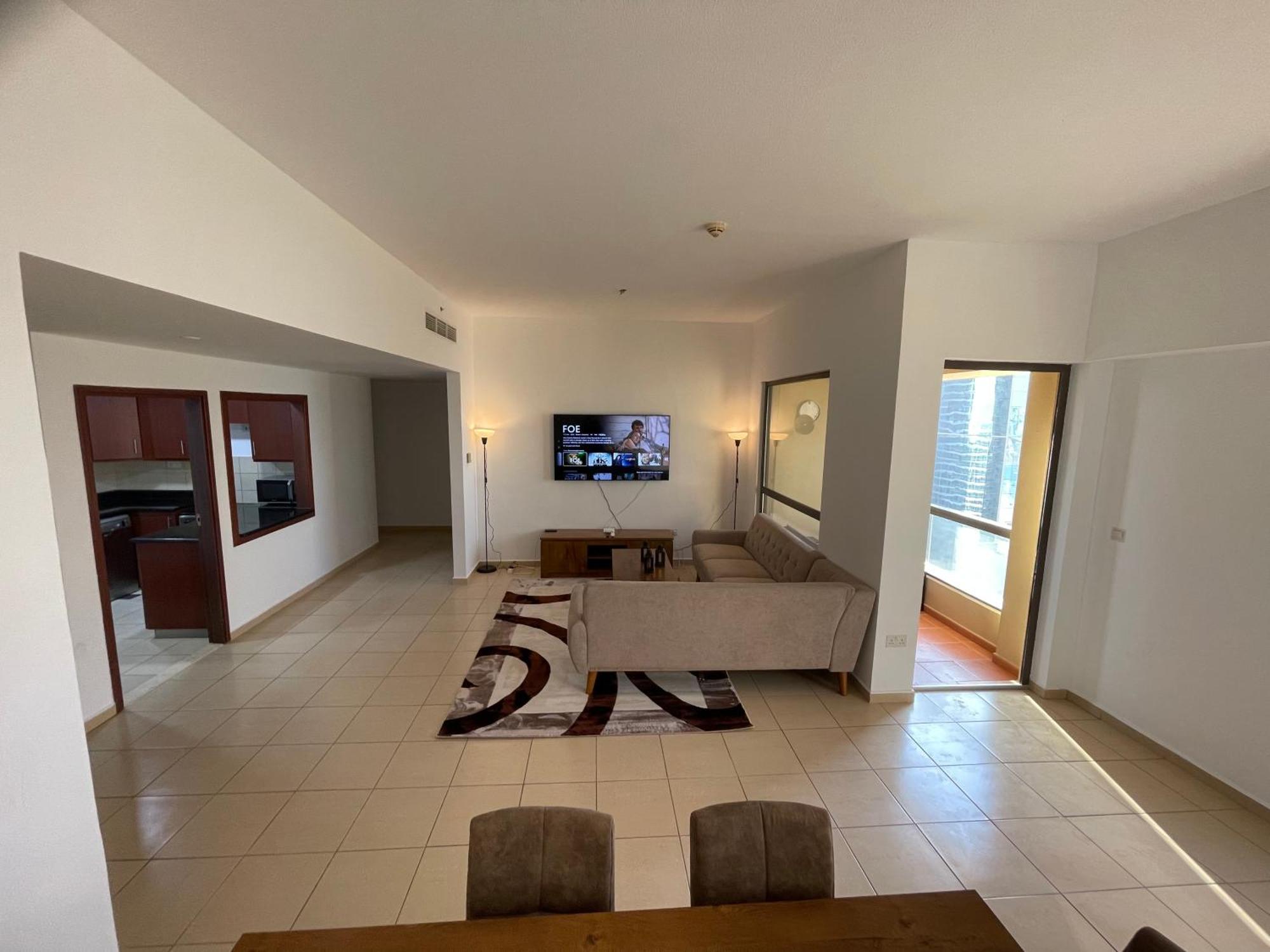 Seaview Beach Hostel Jbr - Walk To Beach - Gym - Pool - Metro Station Dubai Buitenkant foto