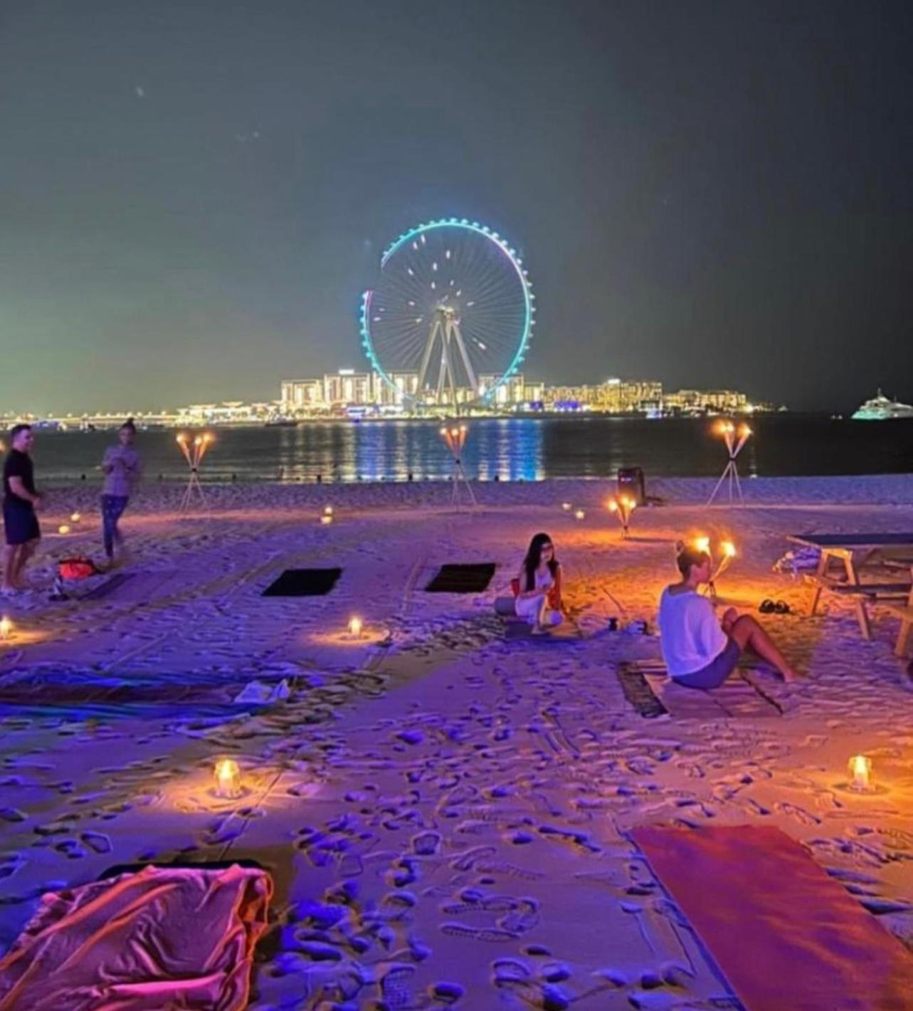 Seaview Beach Hostel Jbr - Walk To Beach - Gym - Pool - Metro Station Dubai Buitenkant foto